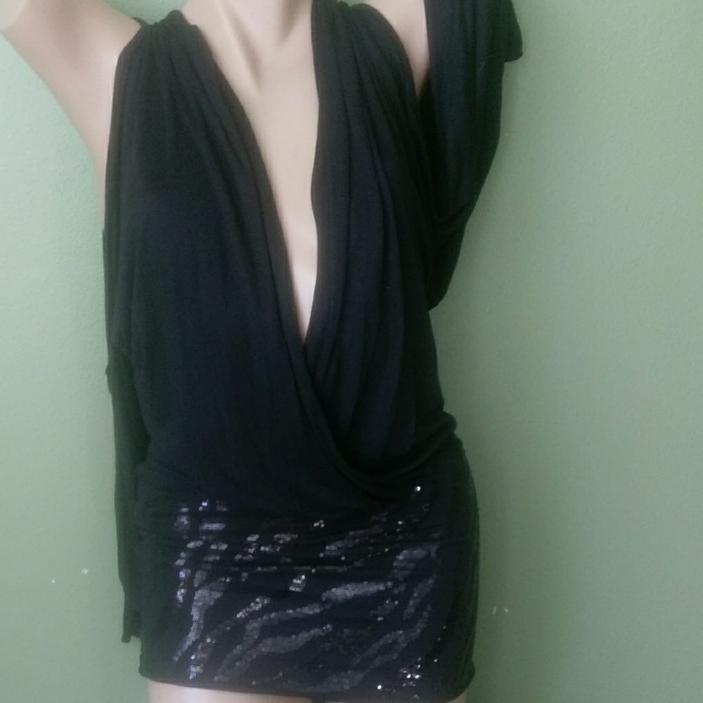 👗 Red Mango Sequins Dress